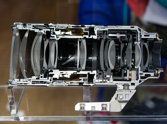 什么是光學(xué)膠合？它對(duì)鏡頭的合成有哪些影響？