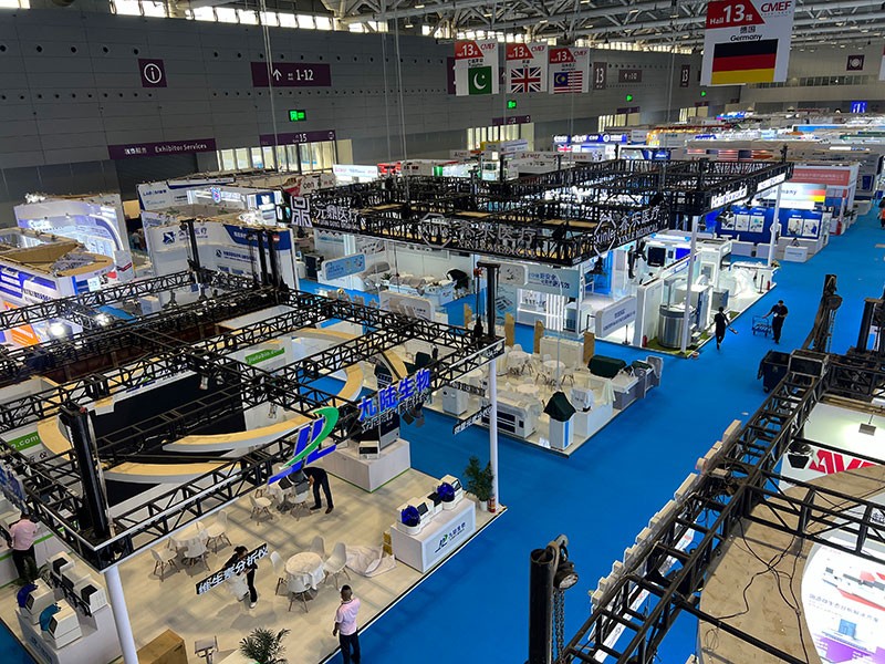 CMEF現場拍圖