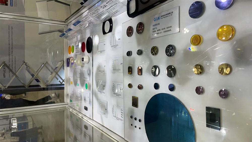 激埃特往期激光反射鏡展品