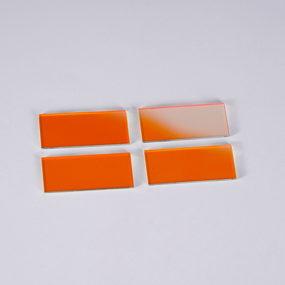 濾光片膜層與透過率是如何相互響應的！